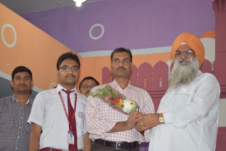 Topper of Jharkhand Engineering Ashutosh Kumar
